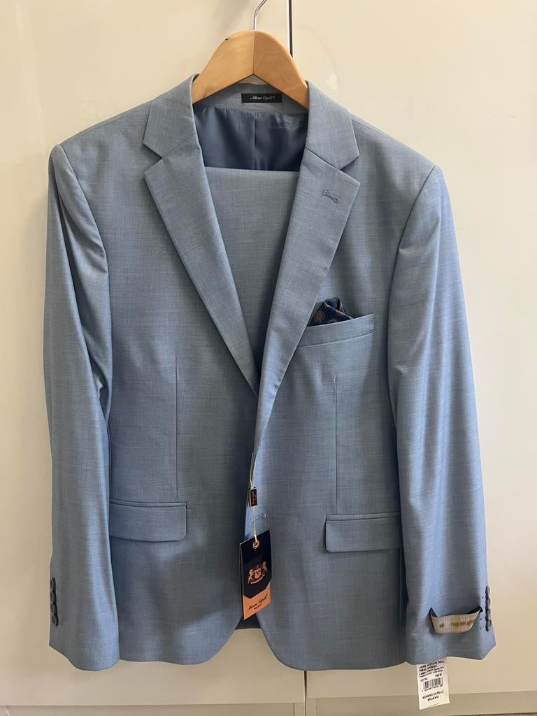 Heren kostuums nieuw maat 48, Ophalen of Verzenden, Zo goed als nieuw, Maat 48/50 (M), Blauw
