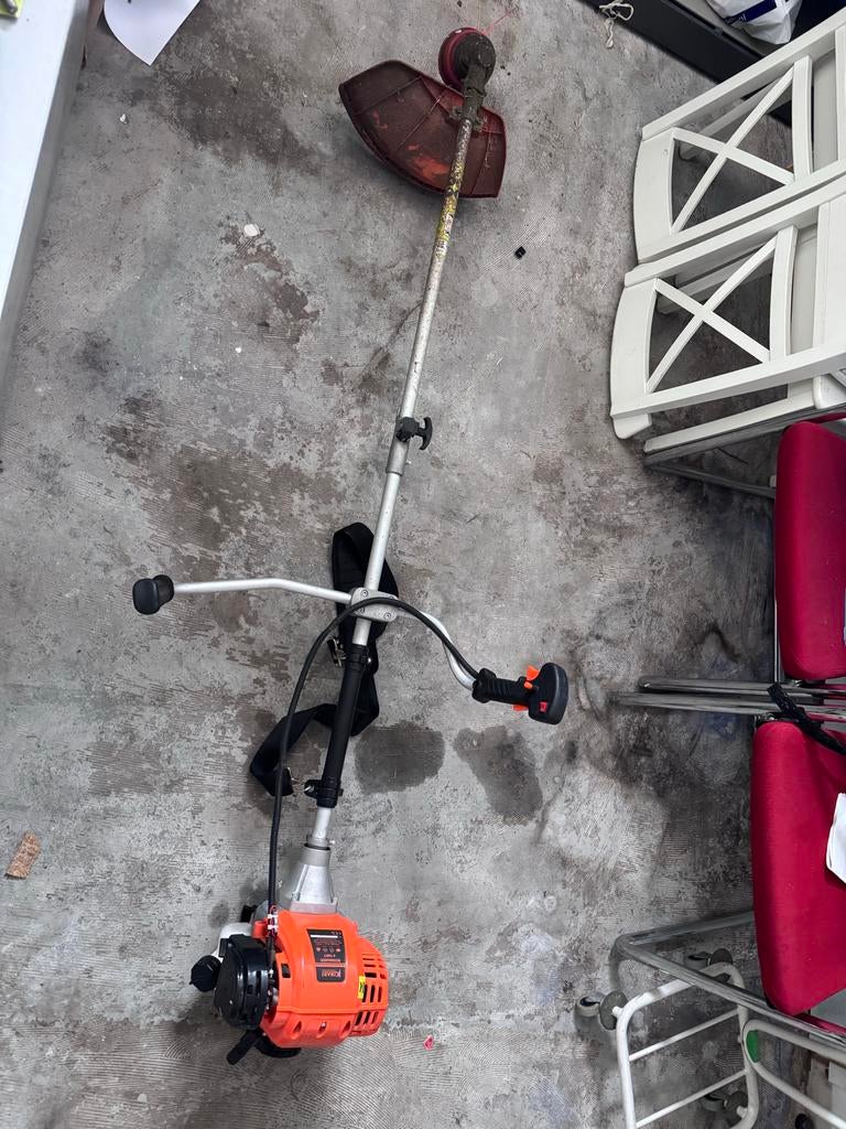 Kibani Bosmaaier 4-takt - Krachtige Snoeier, Ophalen, Gebruikt, 30 tot 50 cm, Benzine