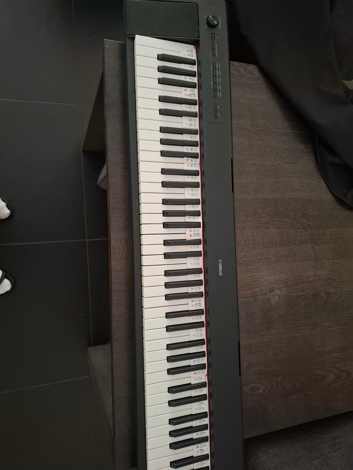 Yamaha Piaggero NP-32 in nieuwstaat met accessoires, Muziek en Instrumenten, Yamaha, Zo goed als nieuw, 76 toetsen, Met standaard