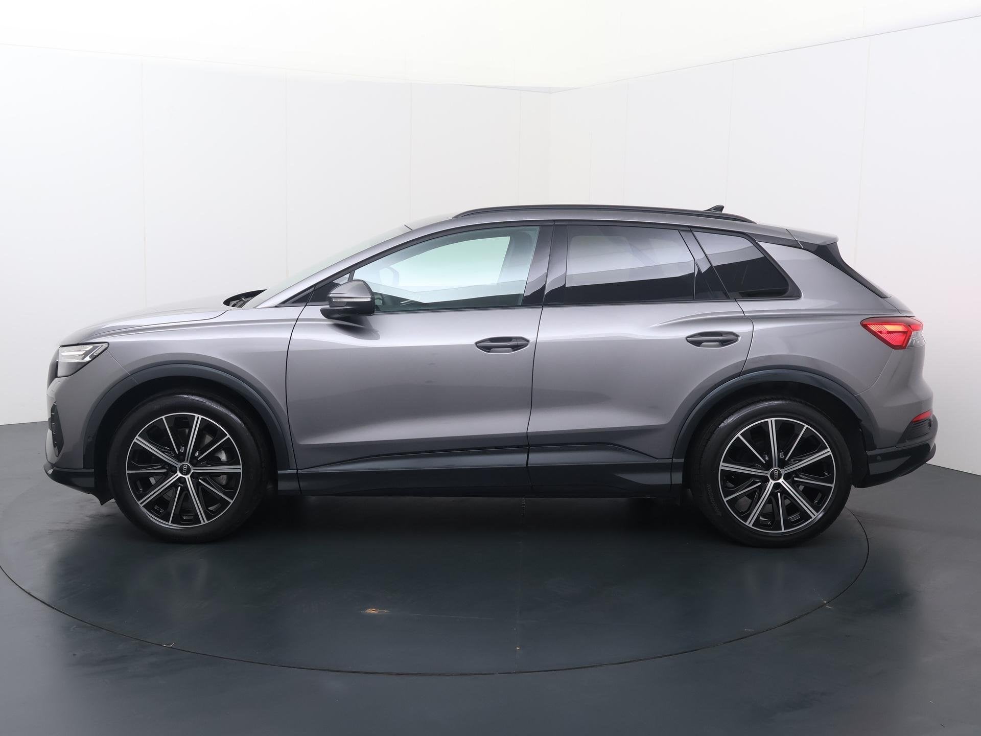 Audi Q4 e-tron 45 Advanced edition 82 kWh | 286 PK | SoH 100, Auto's, Audi, Gebruikt, Zwart, 82 kWh, 286 pk