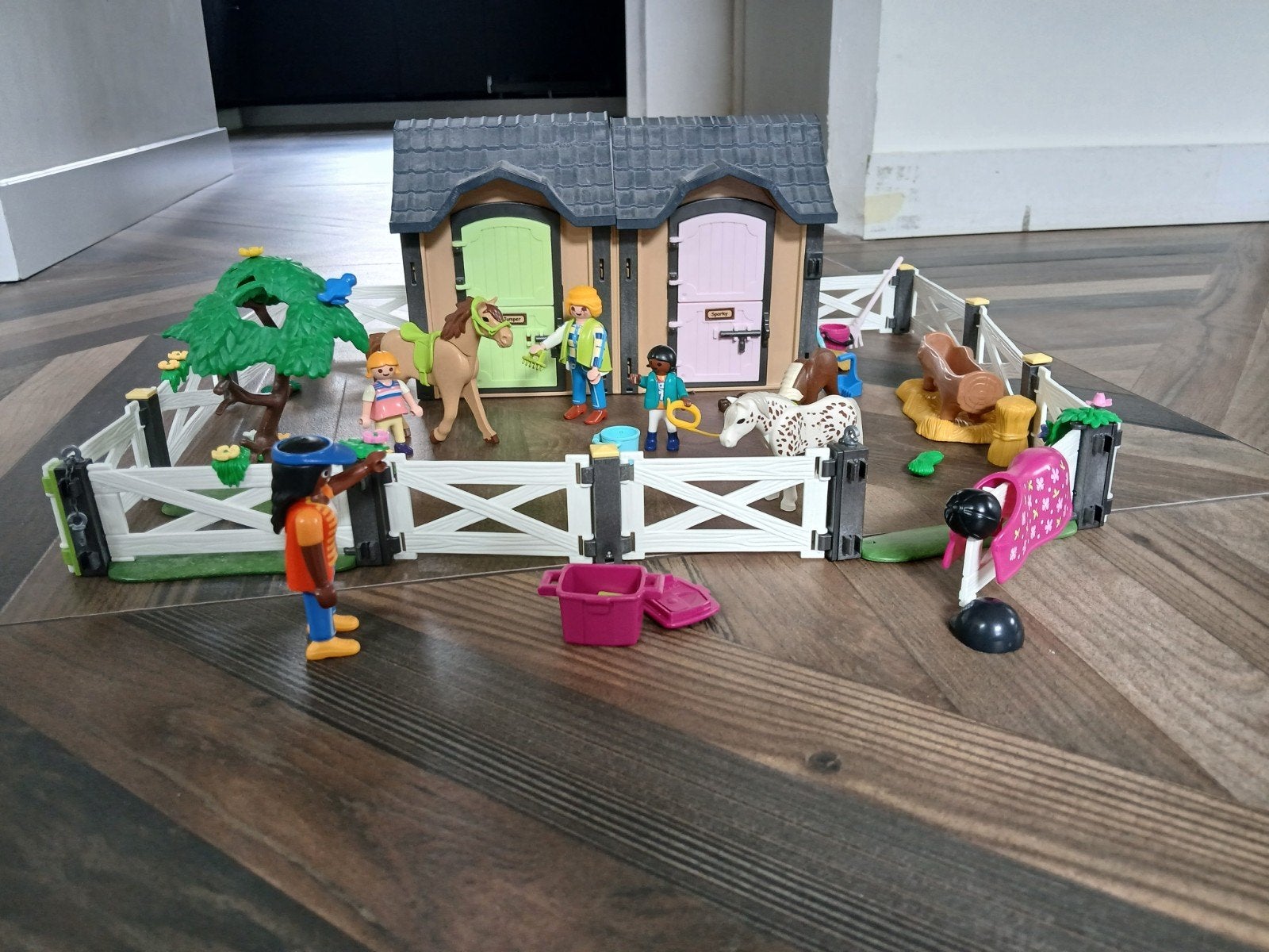 Playmobiel paardenset inclusief stal, wei en poppetjes, Ophalen