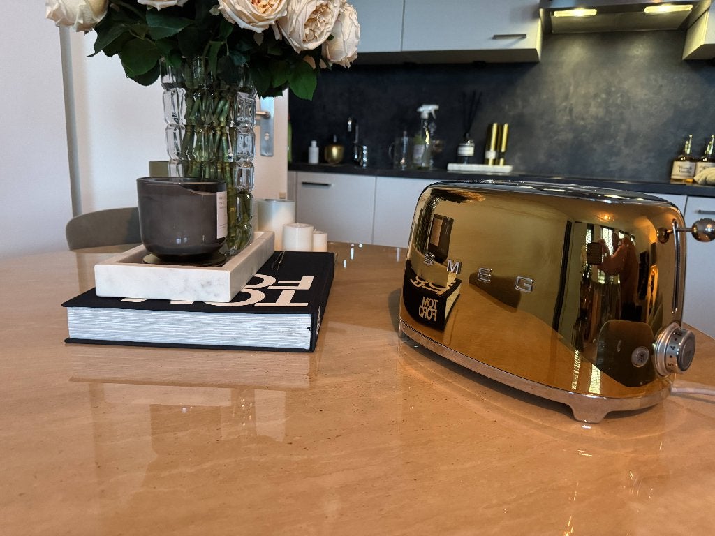SMEG Broodrooster goud, Witgoed en Apparatuur, Broodroosters, Ophalen, Zo goed als nieuw, Uitneembare kruimellade