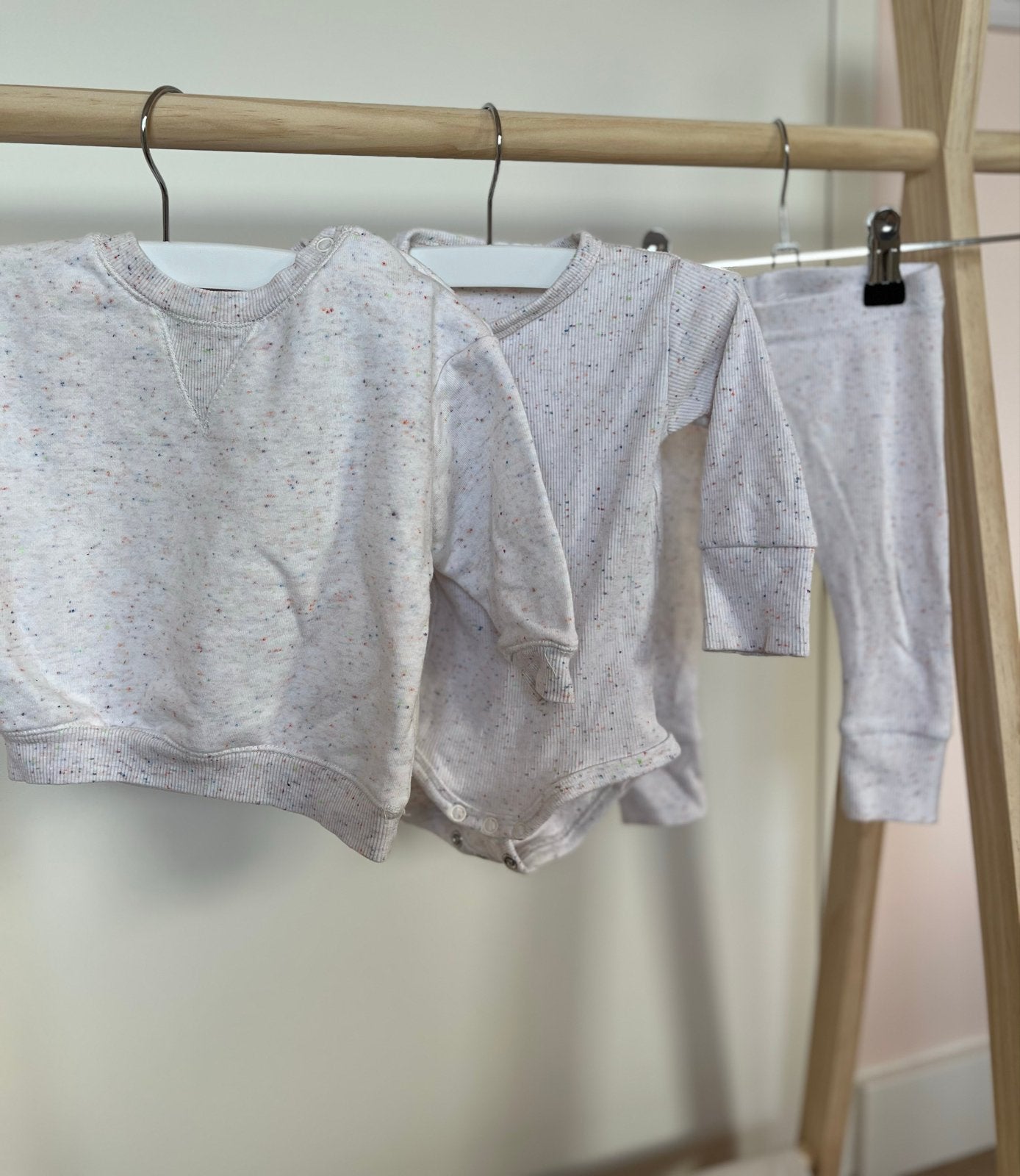 Zeeman set: romper, trui en broek maat 68, Ophalen of Verzenden, Zo goed als nieuw, Jongetje of Meisje, Setje