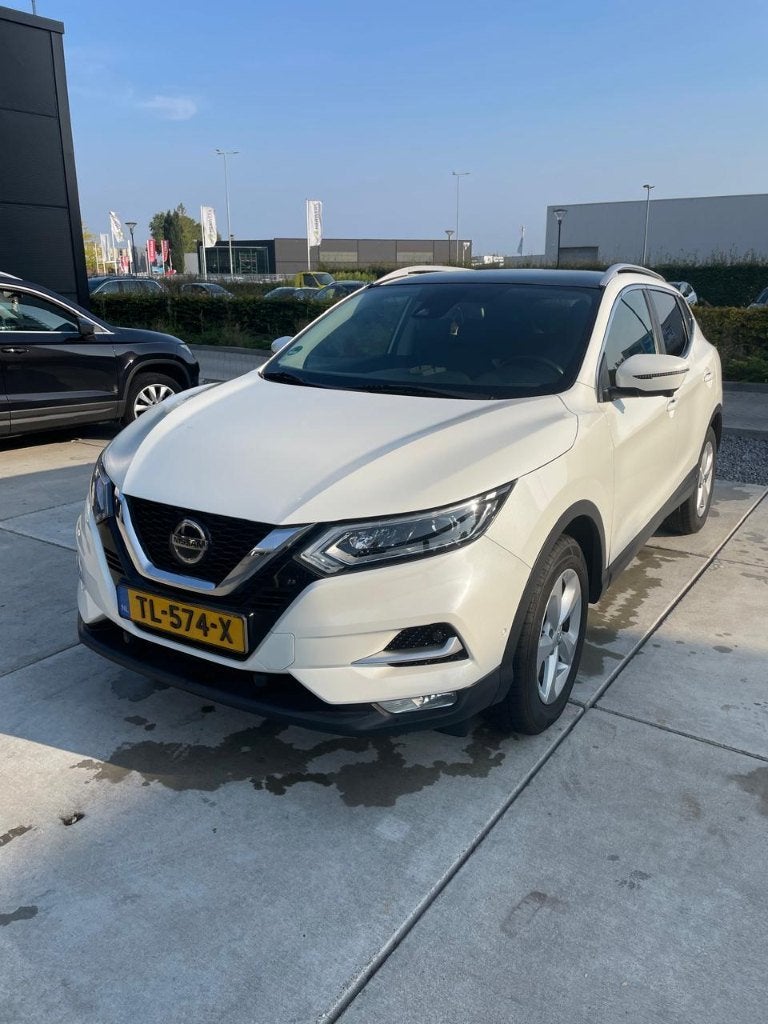 Nissan Qashqai 1.5 DCI 81KW 2WD 2018 Wit, Auto's, Voorwielaandrijving, 1350 kg, 4 cilinders, Leder en Stof