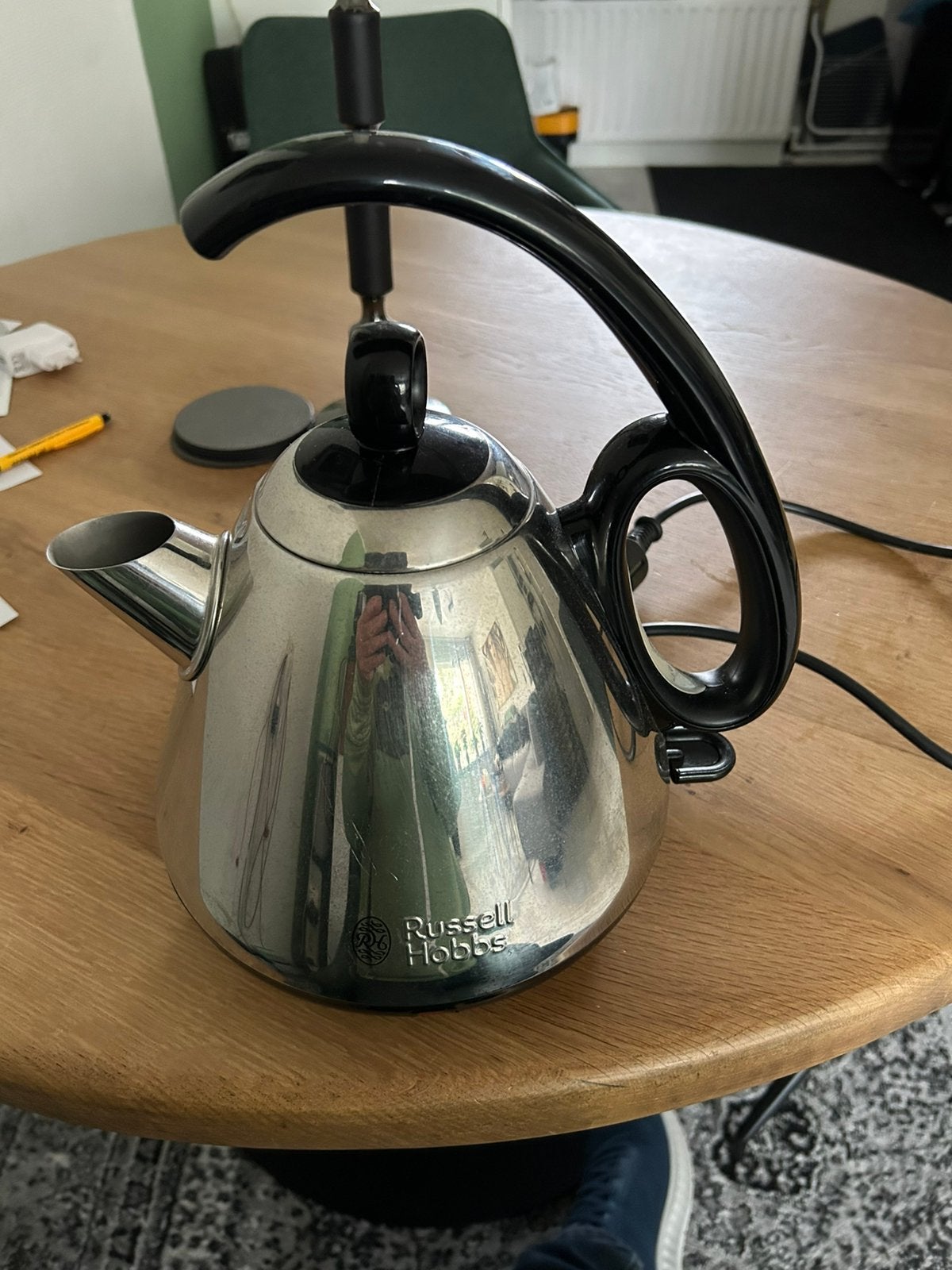 Russell Hobbs waterkoker, Witgoed en Apparatuur, 1 tot 2 liter, Ophalen of Verzenden, Zo goed als nieuw, Rvs
