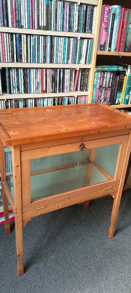 Thee-tafeltje met dienblad, Huis en Inrichting, Ophalen, Met handvatten, Zo goed als nieuw, Hout
