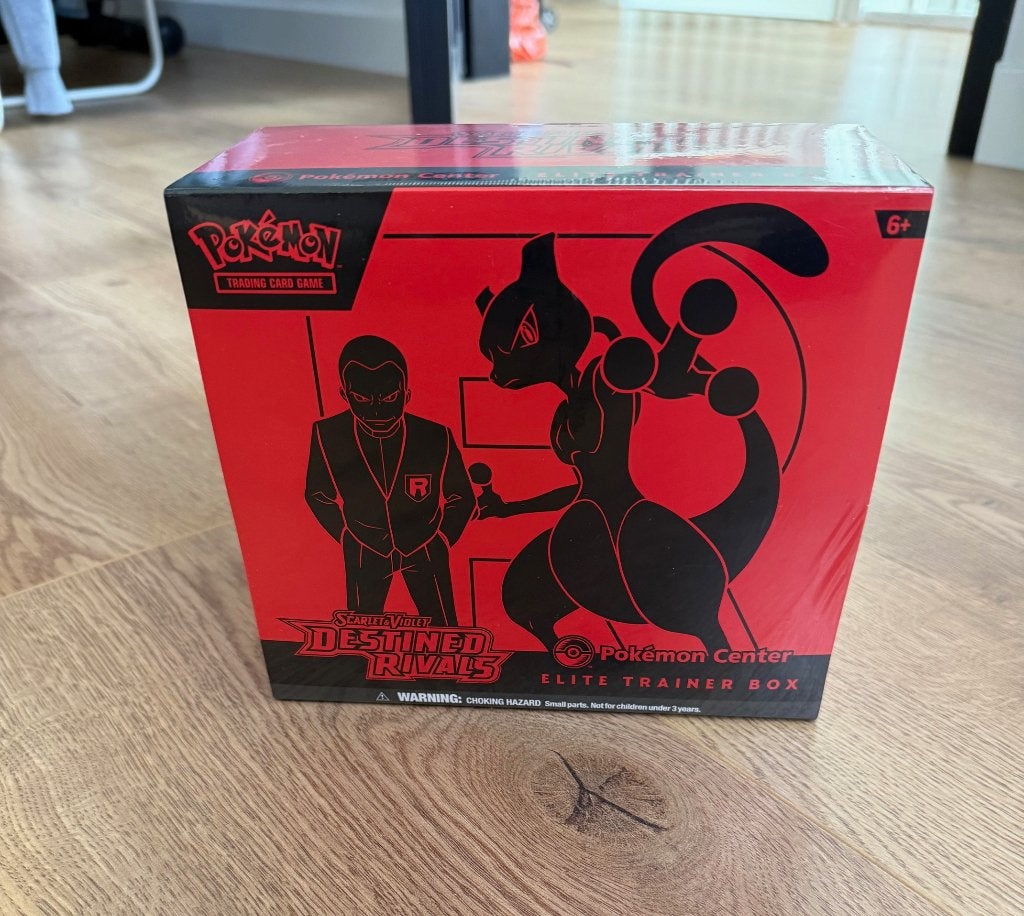 Destined Rivals Pokemon Center Elite Trainer Box, Ophalen of Verzenden, Nieuw, Overige typen, Foil
