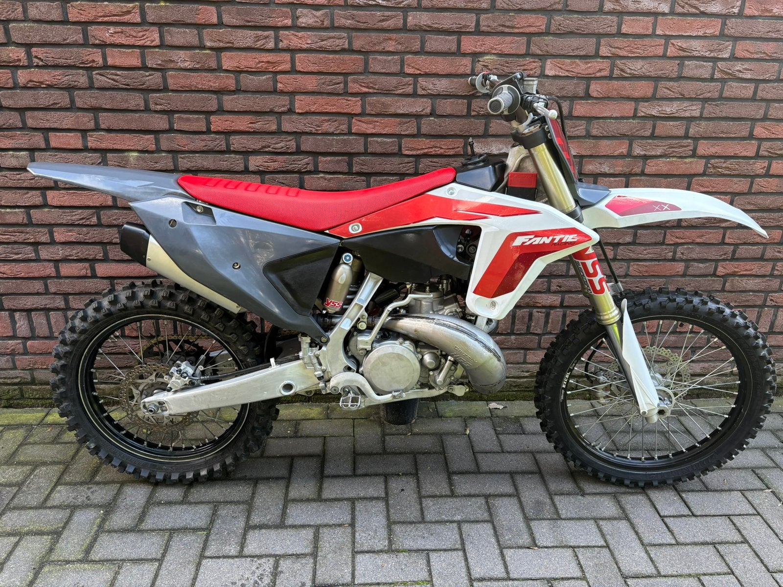 Fantic XX 250cc 2-takt yz250 look-a-like 2024, Fietsen en Brommers, Ophalen, Zo goed als nieuw, Overige merken