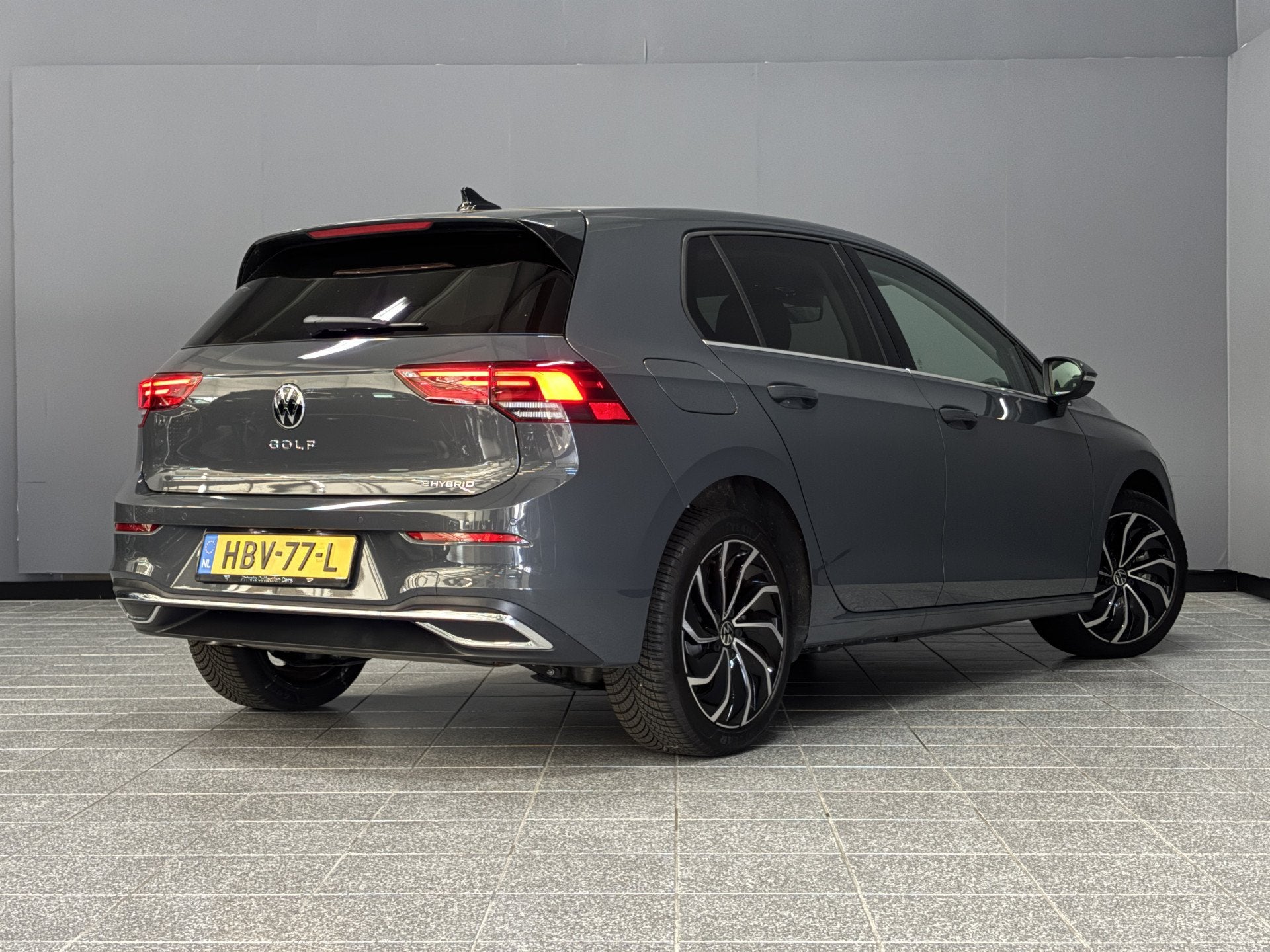 Volkswagen Golf 1.4 eHybrid Pano|Carplay|Camera|204pk, Dealer onderhouden, Zwart, 4 cilinders, Nieuw