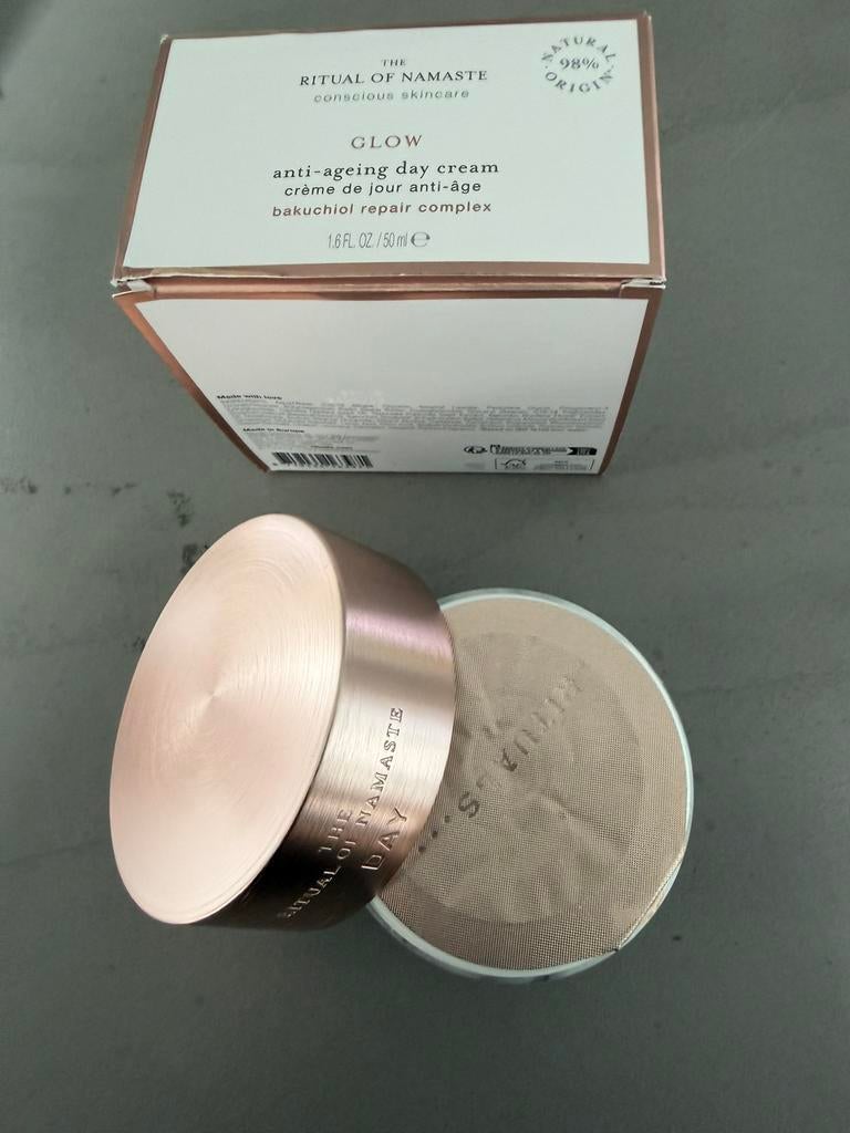 Nieuw Rituals Namaste glow anti-ageing day cream dagcreme, Ophalen of Verzenden, Nieuw, Gehele gezicht