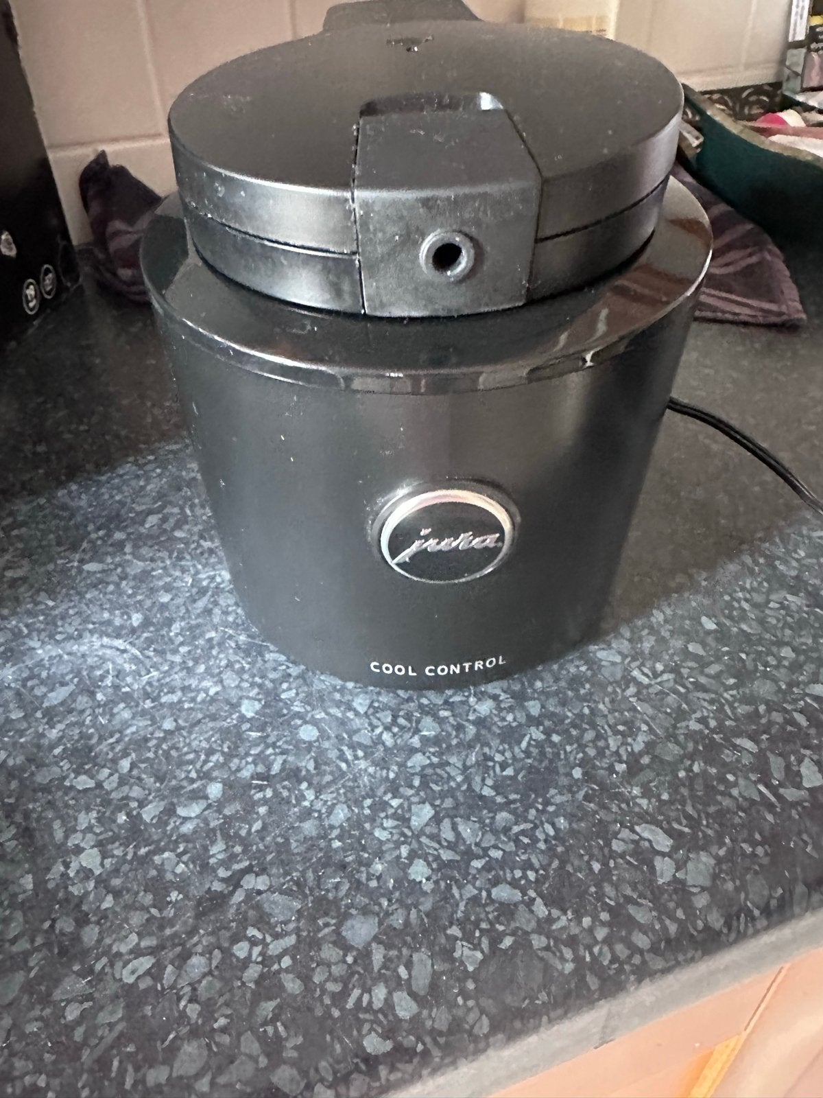 Jura Cool Control Melkkoeler - Model 576, Ophalen, Zo goed als nieuw, Overige modellen