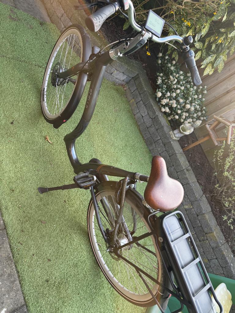 Electrische fiets merk stella, Zo goed als nieuw, 47 tot 51 cm, 50 km per accu of meer, Ophalen