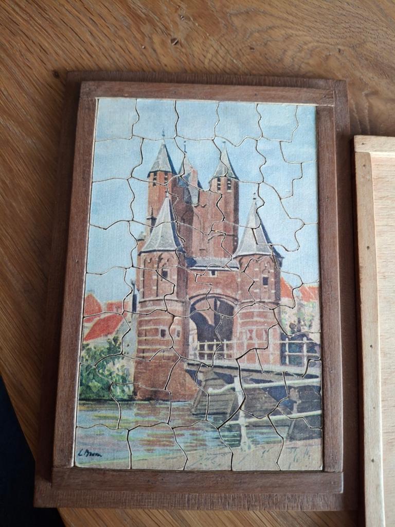 Vintage puzzel Amsterdamse poort in Haarlem, Ophalen of Verzenden, Minder dan 500 stukjes, Gebruikt