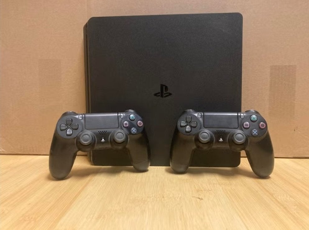 Playsation 4 met 2 maanden garantie 2 controllers, Ophalen, Met 2 controllers, Zo goed als nieuw, 1 TB