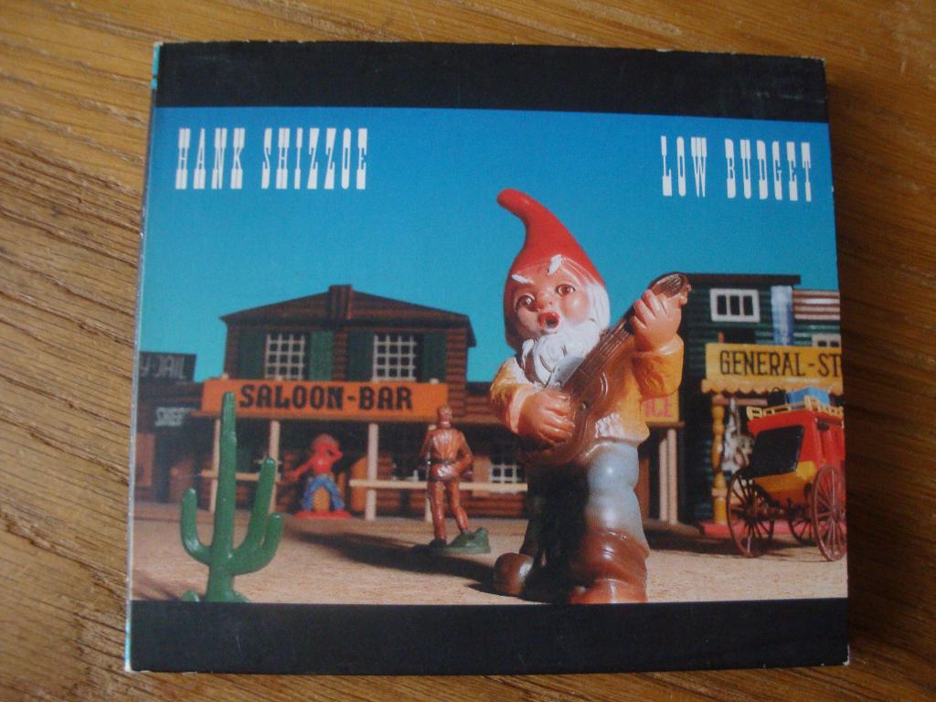 Hank Shizzoe - Low Budget (folk blues / singersongwriter), Ophalen of Verzenden, 1980 tot heden, Gebruikt, Blues