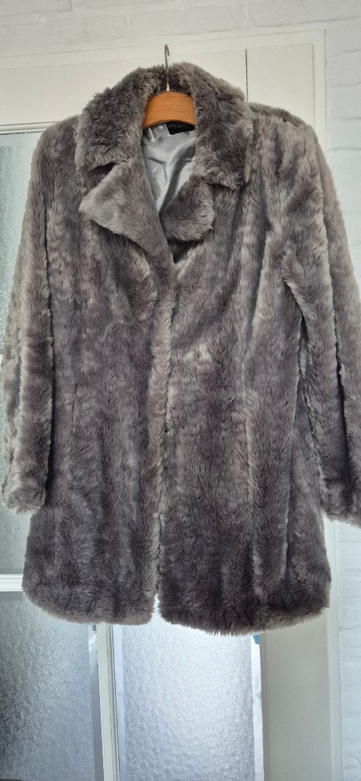 Stijlvolle grijze faux fur jas van Dutch Elements, Kleding | Dames, Ophalen of Verzenden, Zo goed als nieuw, Grijs, Maat 38/40 (M)