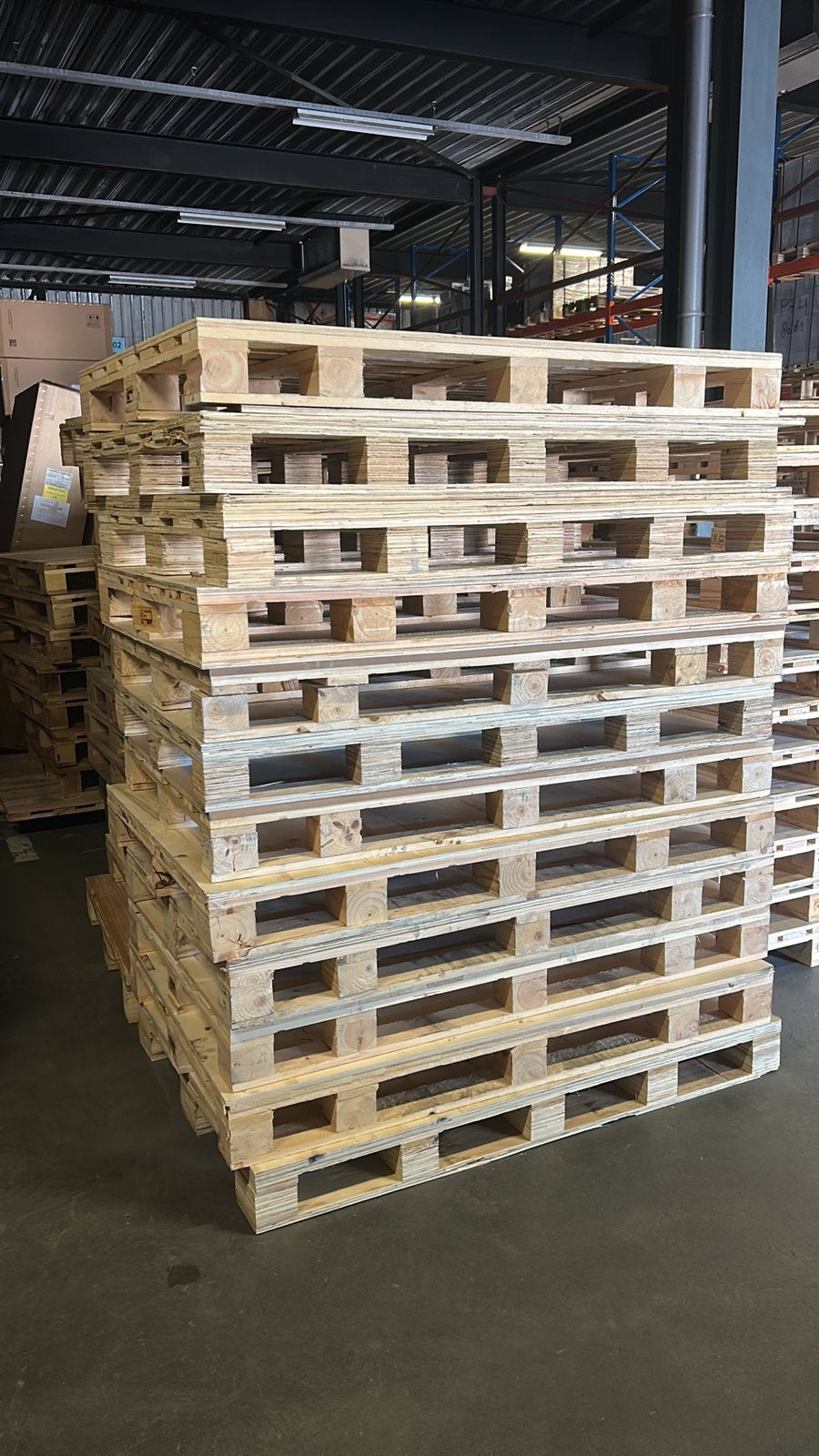 2 stapels pallets, Doe-het-zelf en Verbouw, Hout en Planken, Ophalen of Verzenden, Zo goed als nieuw, 50 mm of meer, Pallet