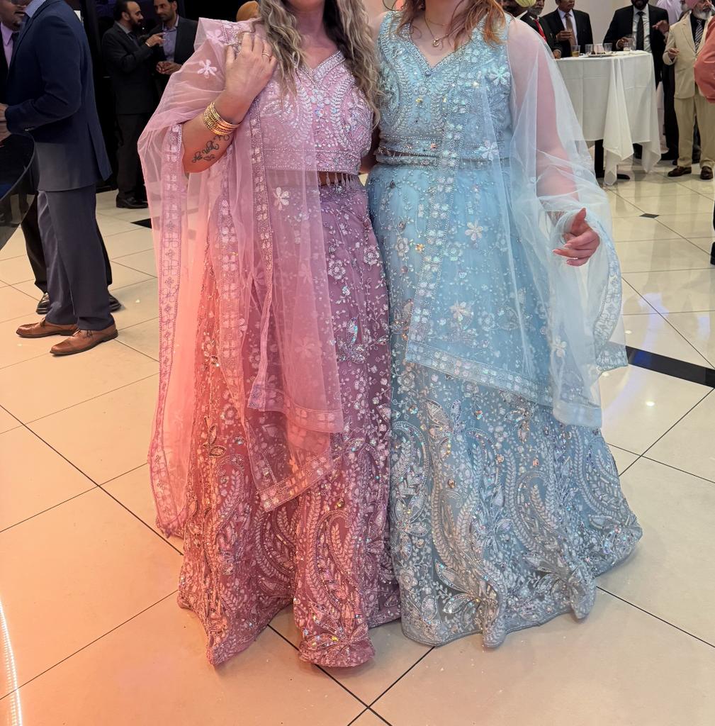 Prachtige blauwe lehenga choli 40-44, Blauw, Maat 42/44 (L), Ophalen of Verzenden, Zo goed als nieuw