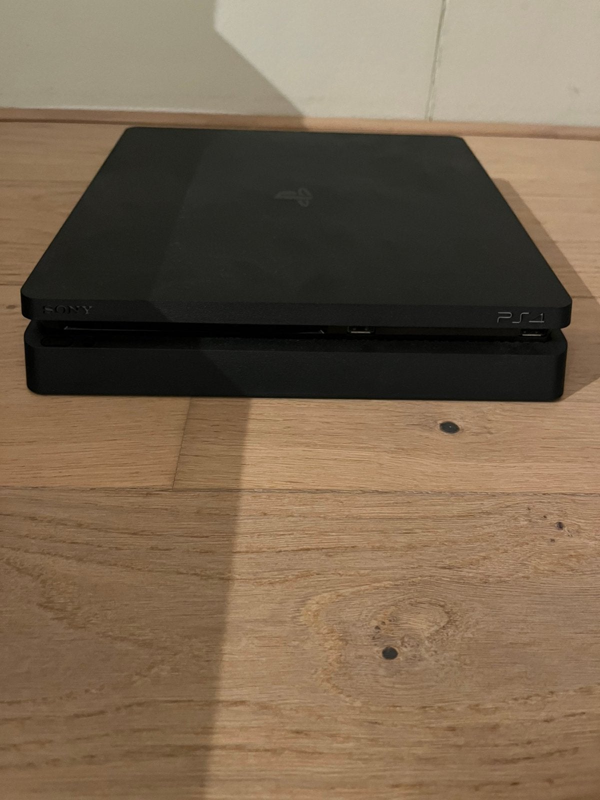Ps4 slim met 1 controller, Ophalen of Verzenden, Zo goed als nieuw, Met 1 controller, Slim
