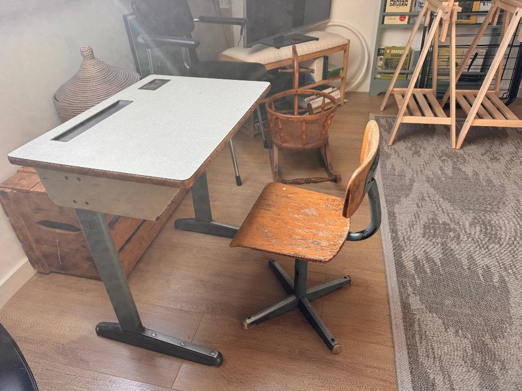Vintage Kinderburo en Stoel, Kinderen en Baby's, Ophalen, Gebruikt, Tafel(s) en Stoel(en)