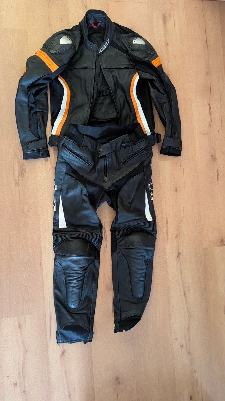 Büse Motorpak Leer Zwart/Oranje (Jas M/50, Broek S/48), Ophalen of Verzenden, Büse, Tweedehands, Heren
