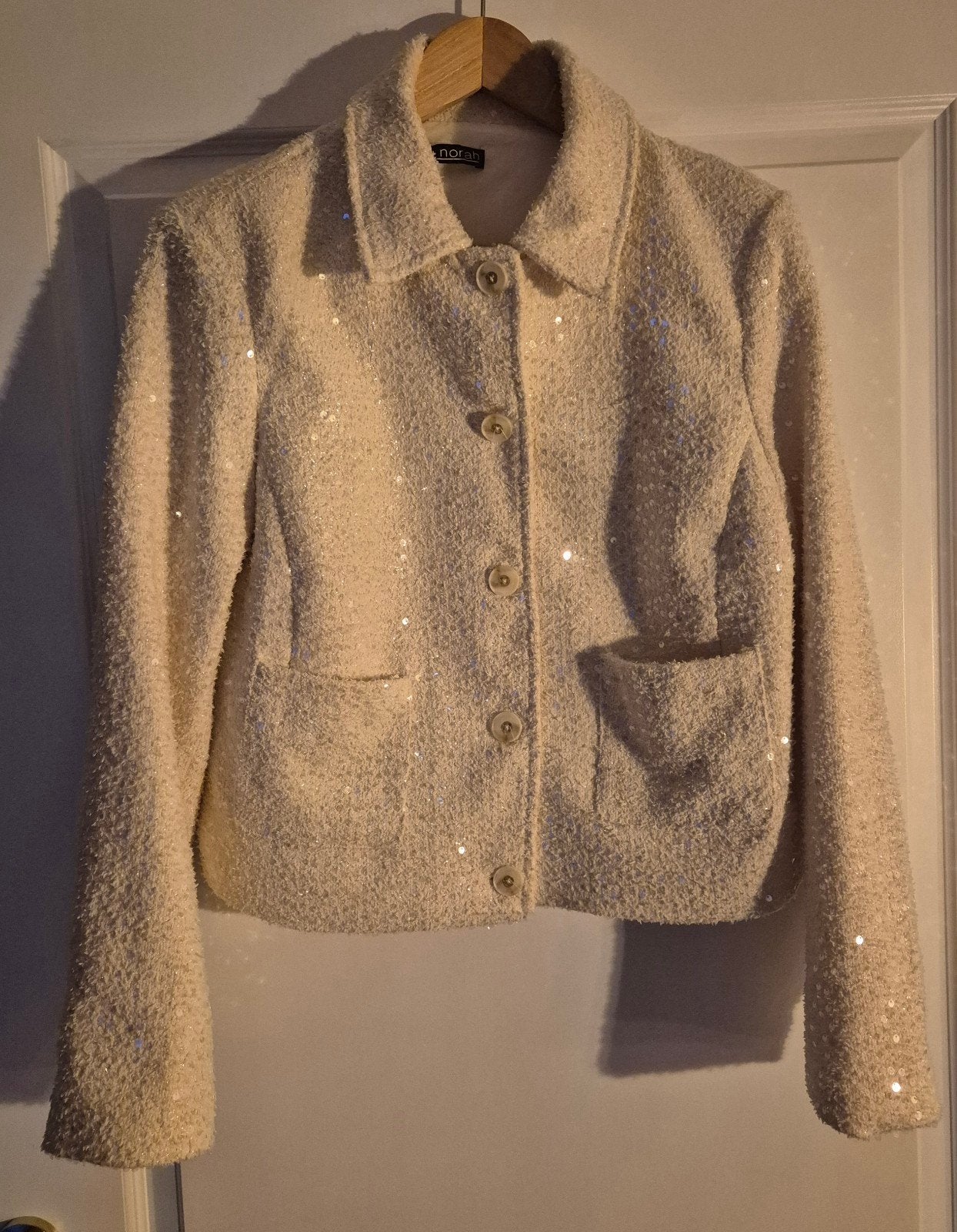 Norah jasje met pailletten, Maat 38/40 (M), Beige, Ophalen of Verzenden, Zo goed als nieuw