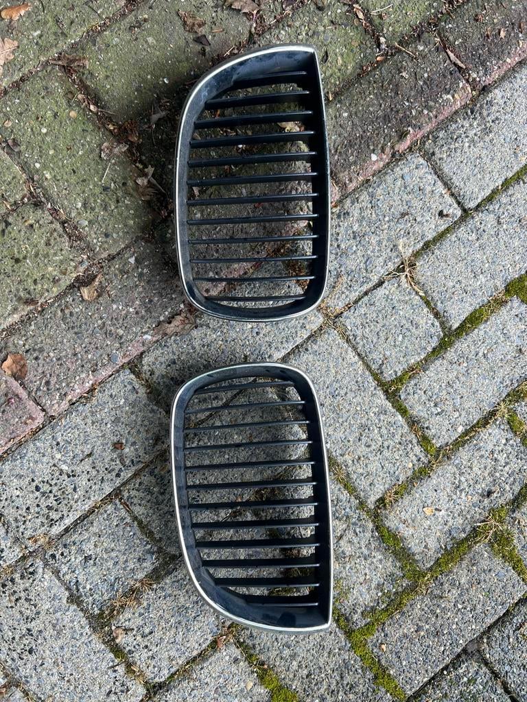 BMW E87 Originele Grill / Nieren Set, Gebruikt, Bumper, BMW, Verzenden