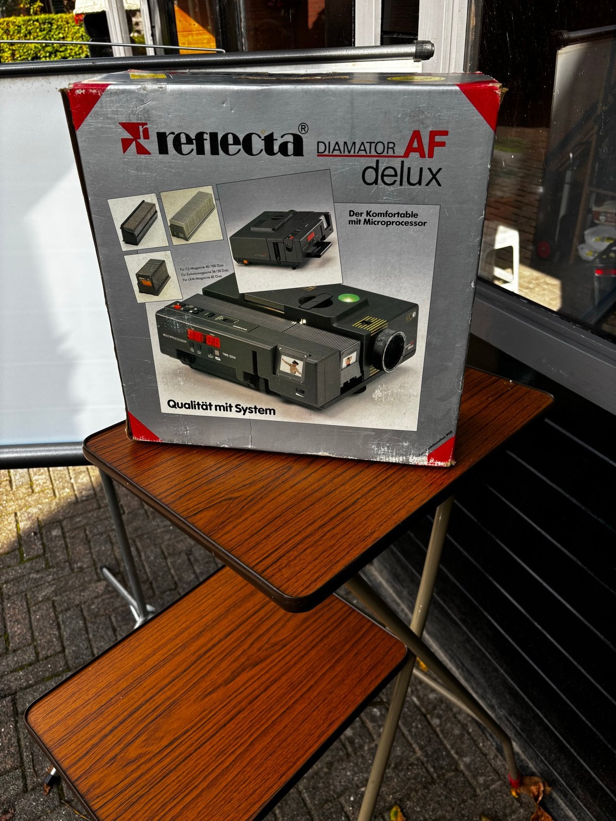 Reflecta Diamator AF Delux Diaprojector met scherm en tafels, Audio, Tv en Foto, Ophalen of Verzenden, Gebruikt, Met scherm