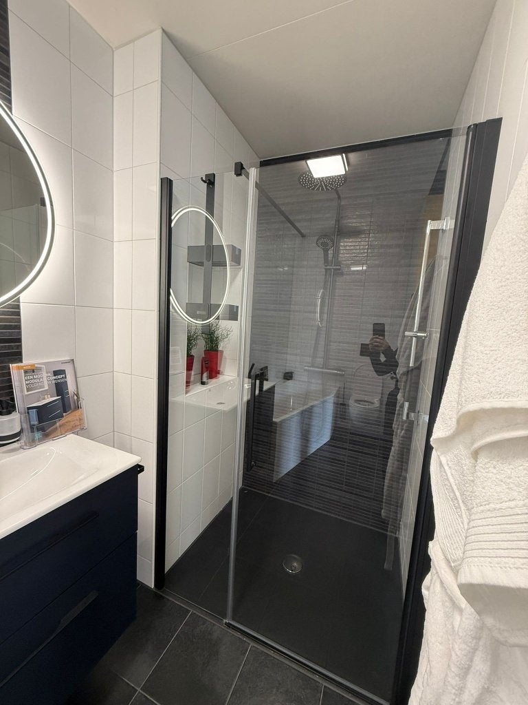 Novellini Young douchewand deur met zijwand 117 cm in lijn