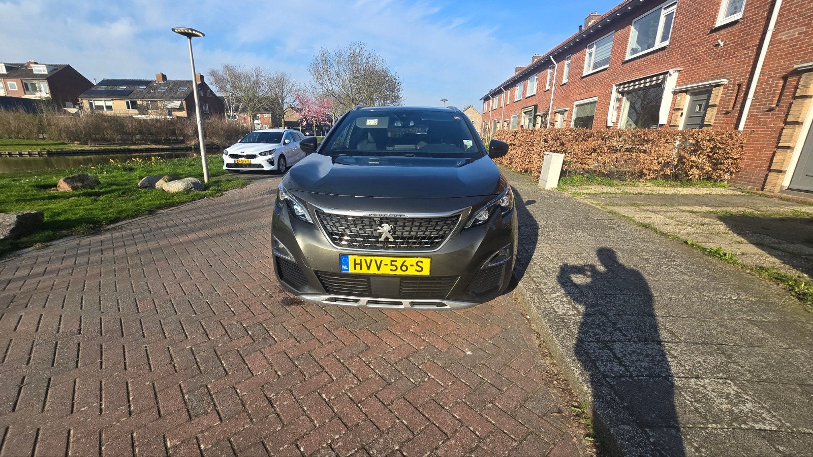 Peugeot 5008 1.2 Puretech 130pk S&S Eat8 2020 Grijs, Auto's, 1199 cc, 7 stoelen, 3 cilinders, 1405 kg