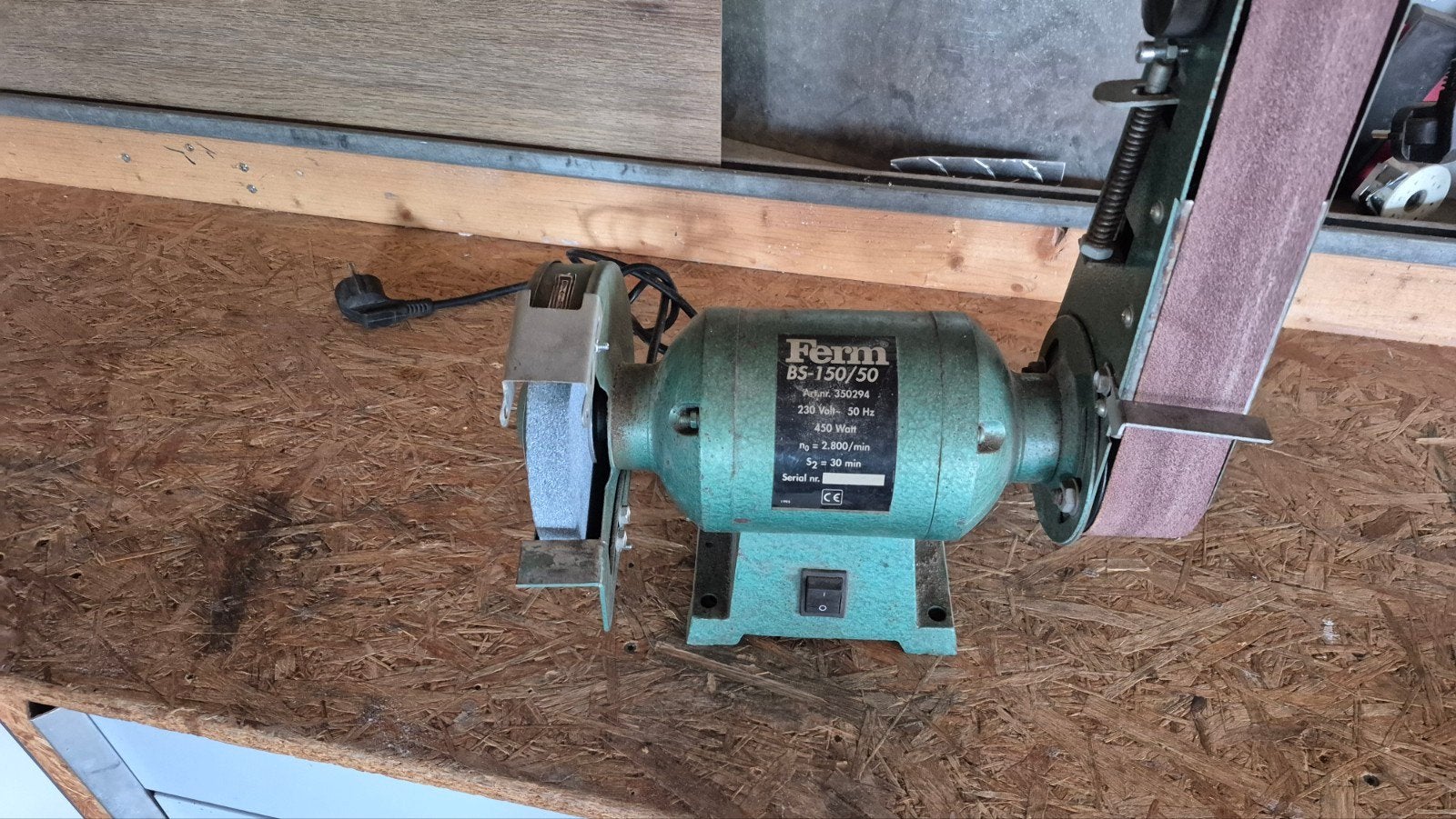 Slijp steen  machine slijpsteen   met banschuurmachine, Ophalen, Minder dan 700 watt