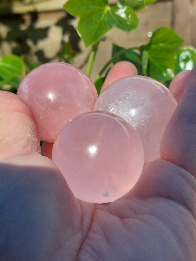 Ster rozenkwarts bolletjes uit Madagascar, Ophalen of Verzenden, Mineraal
