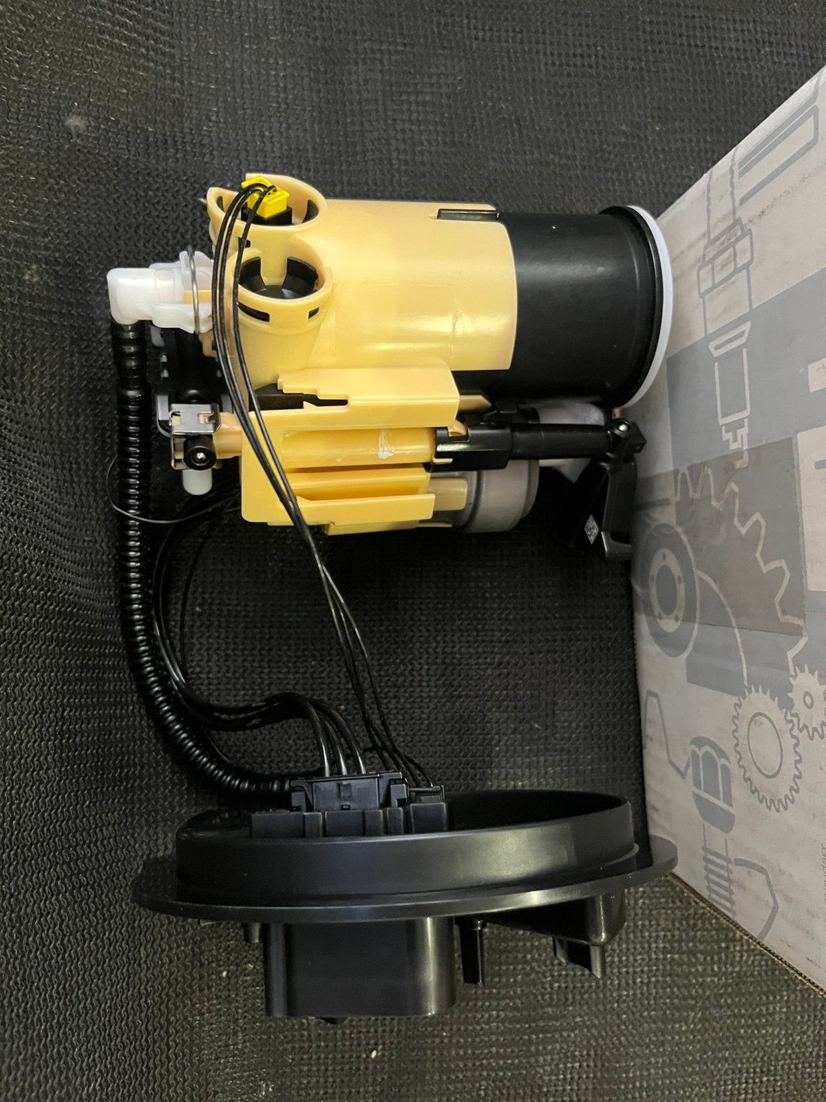 Nieuwe Electrische Brandstofpomp W205 a2054701594, Ophalen, Nieuw