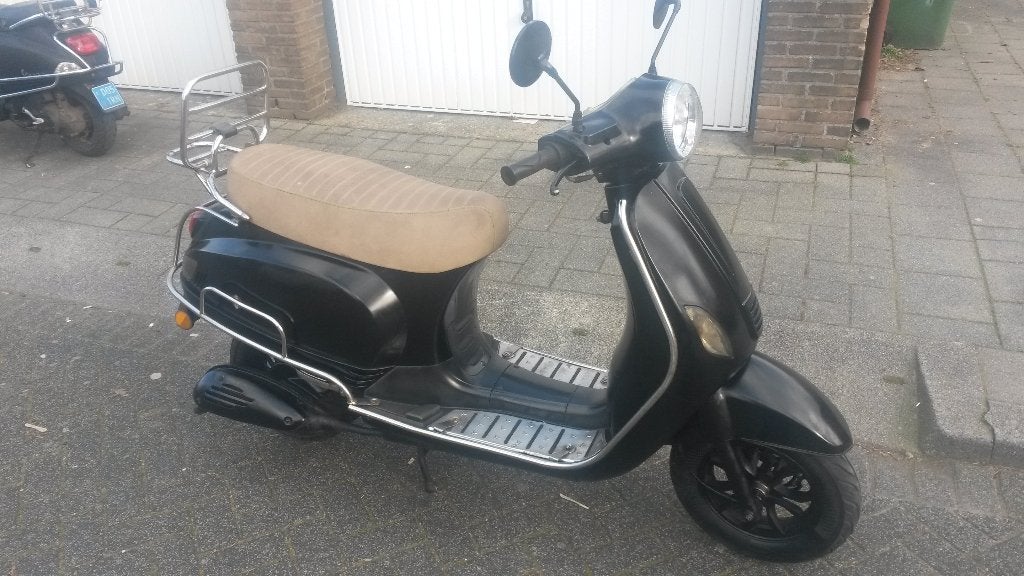 vespa btc riva 2018, inruil mogelijk, Fietsen en Brommers, Ophalen of Verzenden, Benzine, Overige modellen