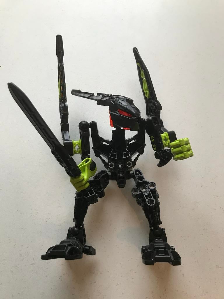 Lego Bionicle Skrall 7136 - Compleet met inst BV ructies, Bionicle, Lego, Ophalen of Verzenden, Zo goed als nieuw