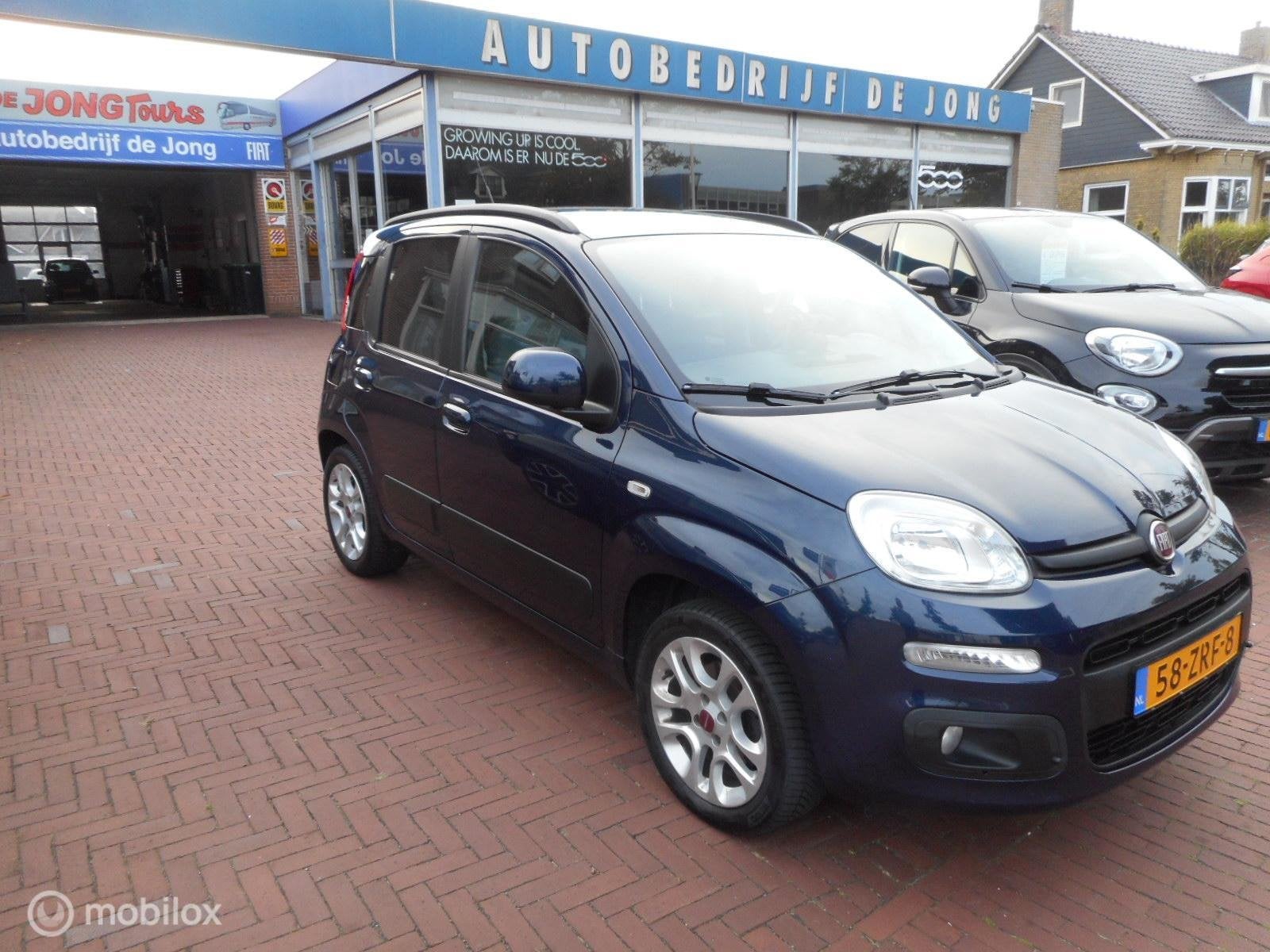 Fiat Panda TwinAir Turbo 80 Lounge TREKHAAK+LM-VELGEN+METALL, Voorwielaandrijving, Euro 5, Panda, Origineel Nederlands