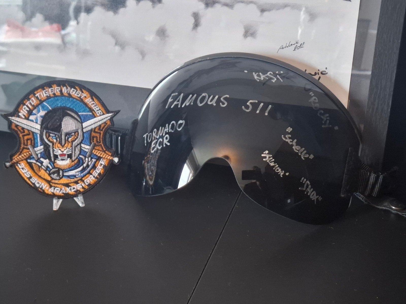 Gesigneerde Gentex Dark Visor - Tornado ECR, Verzamelen, Luchtvaart en Vliegtuigspotten, Ophalen of Verzenden