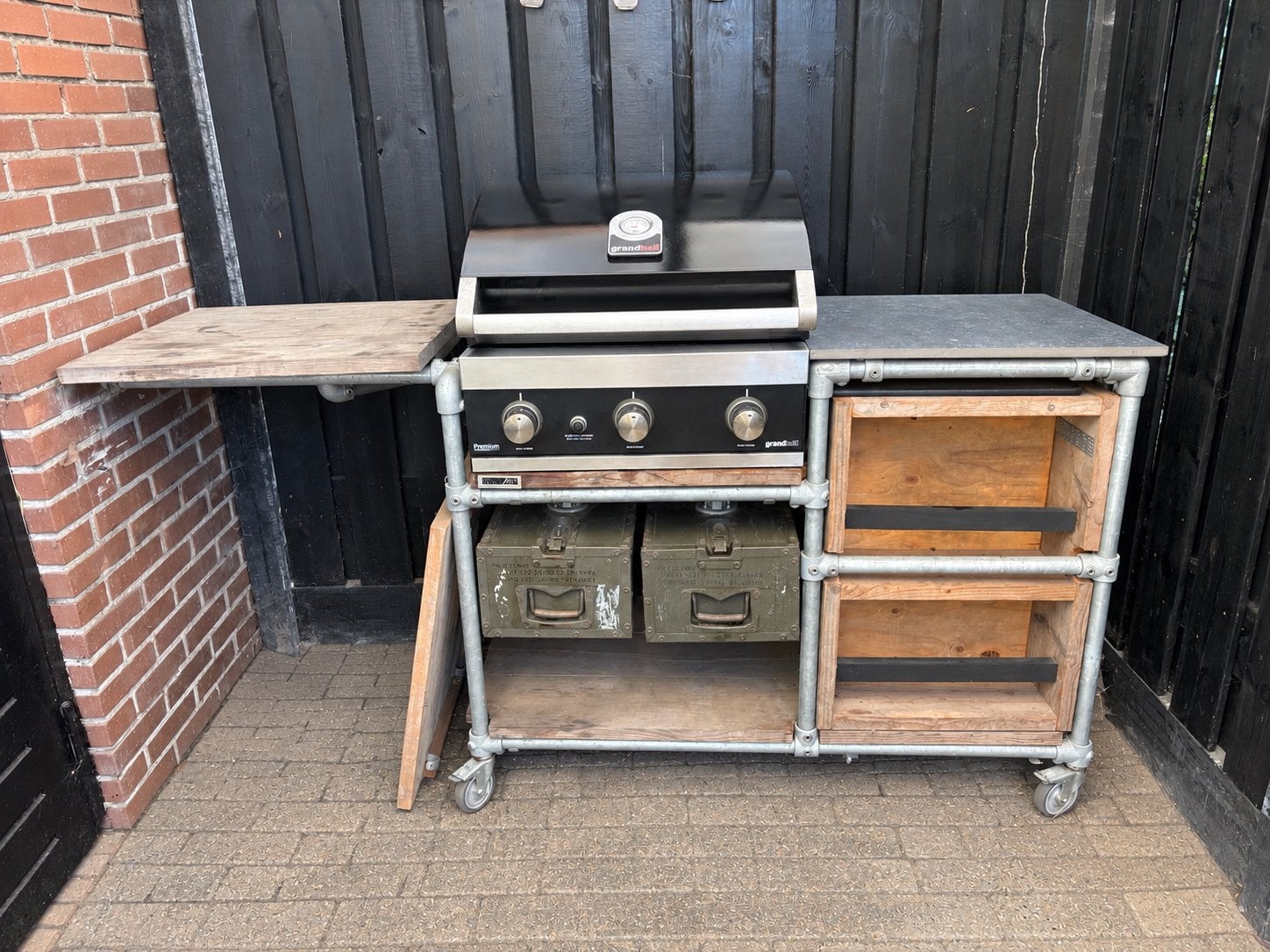 Custom made industriële buitenkeuken Grandhall BBQ 260 cm, Ophalen, Gebruikt, Gas, Vrijstaand