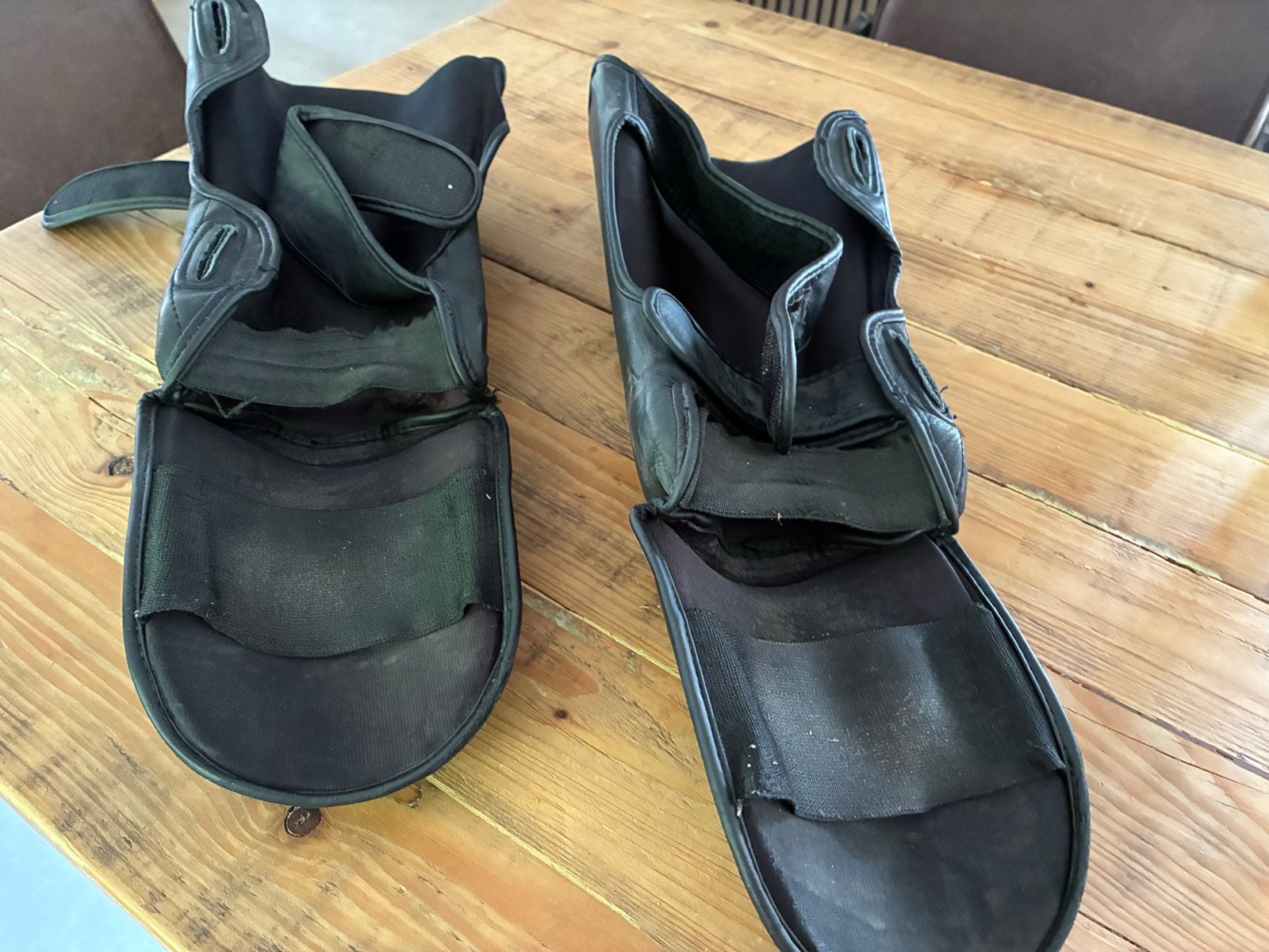 Super Pro Combat Gear scheenbeschermers, Sport en Fitness, Vechtsporten en Zelfverdediging, Ophalen of Verzenden, Gebruikt, Overige