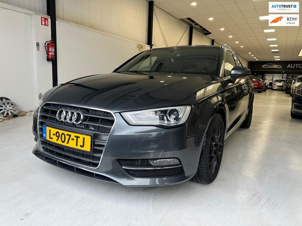 Audi A3 Sportback 1.8 TFSI quattro/PANO/180 PK, Auto's, Audi, Automaat, 1345 kg, 15 km/l, Gebruikt