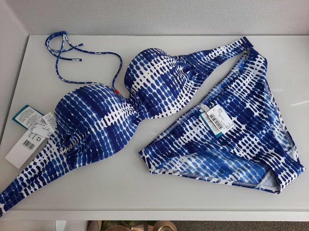 NIEUWE bikini Chantelle  Maat : 75 D Slip 38 Kleur : Blauw, Overige kleuren, Chantelle, Nieuw, Ophalen of Verzenden