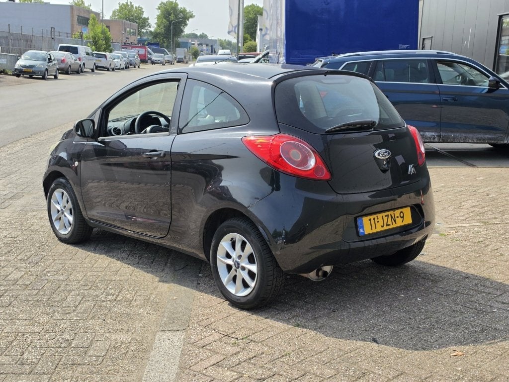 Ford Ka 1.2 Trend Elektr. Pakket Nw APK ✅ (bj 2009), Auto's, Gebruikt, 1242 cc, 4 cilinders, Zwart