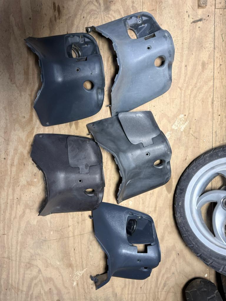 Gilera runner beenschild kap, Motoren, Ophalen of Verzenden