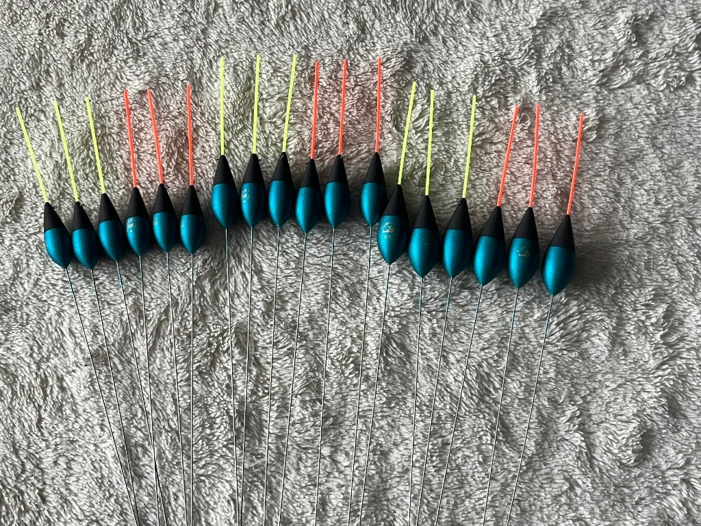 adv 63 / NIEUW serie 12 dobbers TUBERTINI, Ophalen of Verzenden, Nieuw, Dobber of Lood