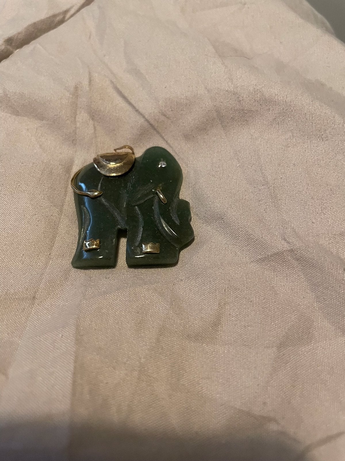 Jade met goude olifant, Overige materialen, Ophalen of Verzenden, Zo goed als nieuw, Goud