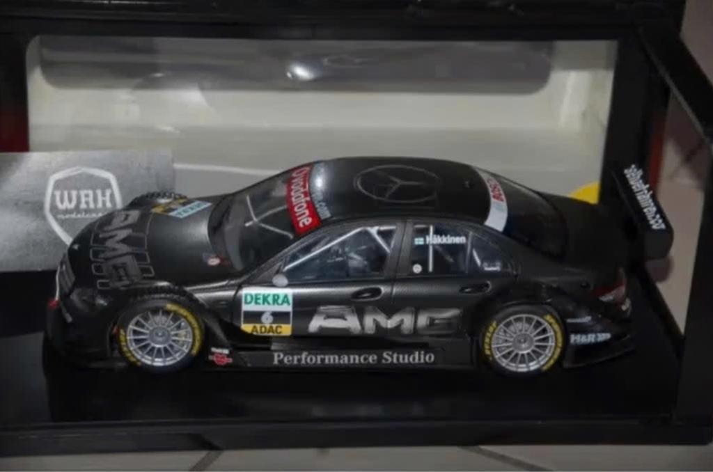 MERCEDES C KLASSE V8 DTM 2007 #8 HAKKINEN 80732 Autoart WRH, Hobby en Vrije tijd, Modelauto's | 1:18, Verzenden, Zo goed als nieuw