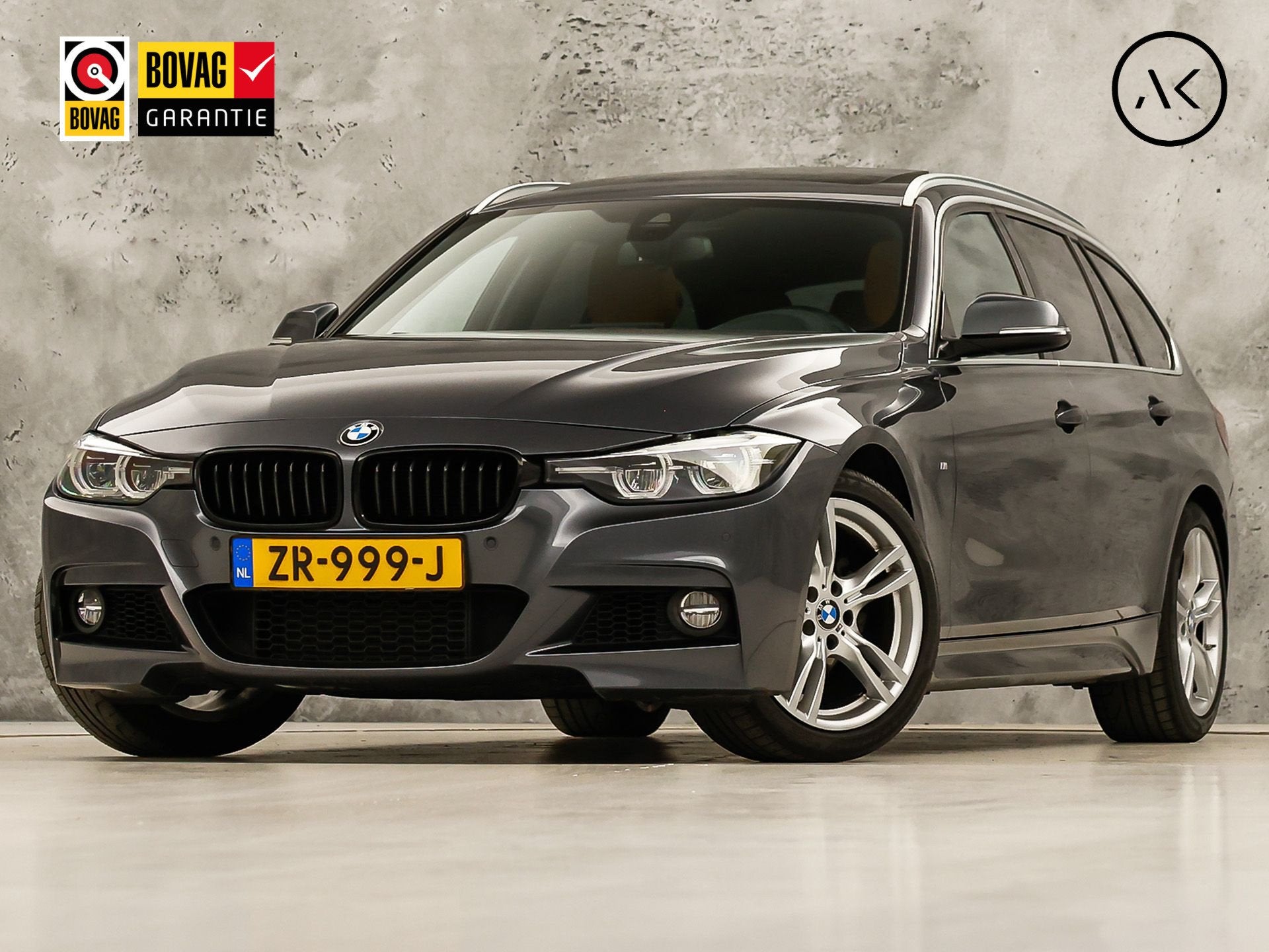 BMW 3 Serie 318i M Sport Automaat (PANORAMADAK, M PAKKET, GR, Auto's, Automaat, Gebruikt, Euro 6, 1465 kg
