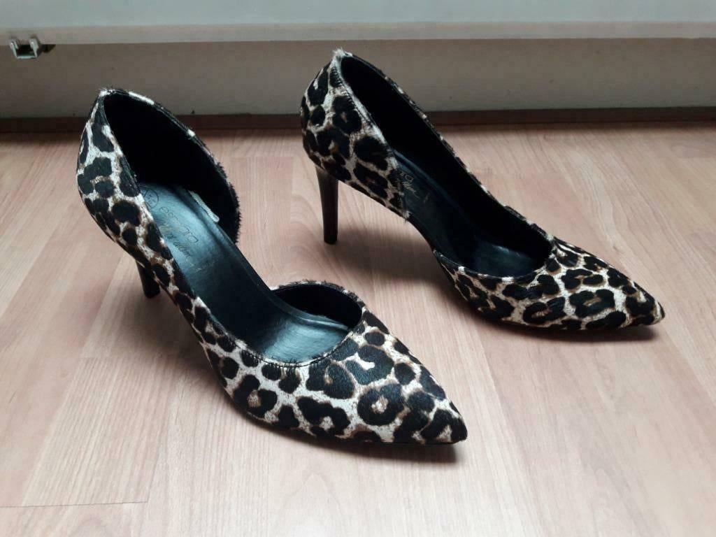 Mooie leren dames panter pumps, nieuw, 27,50, Kleding | Dames, Ophalen, Pumps, Overige kleuren, Nieuw