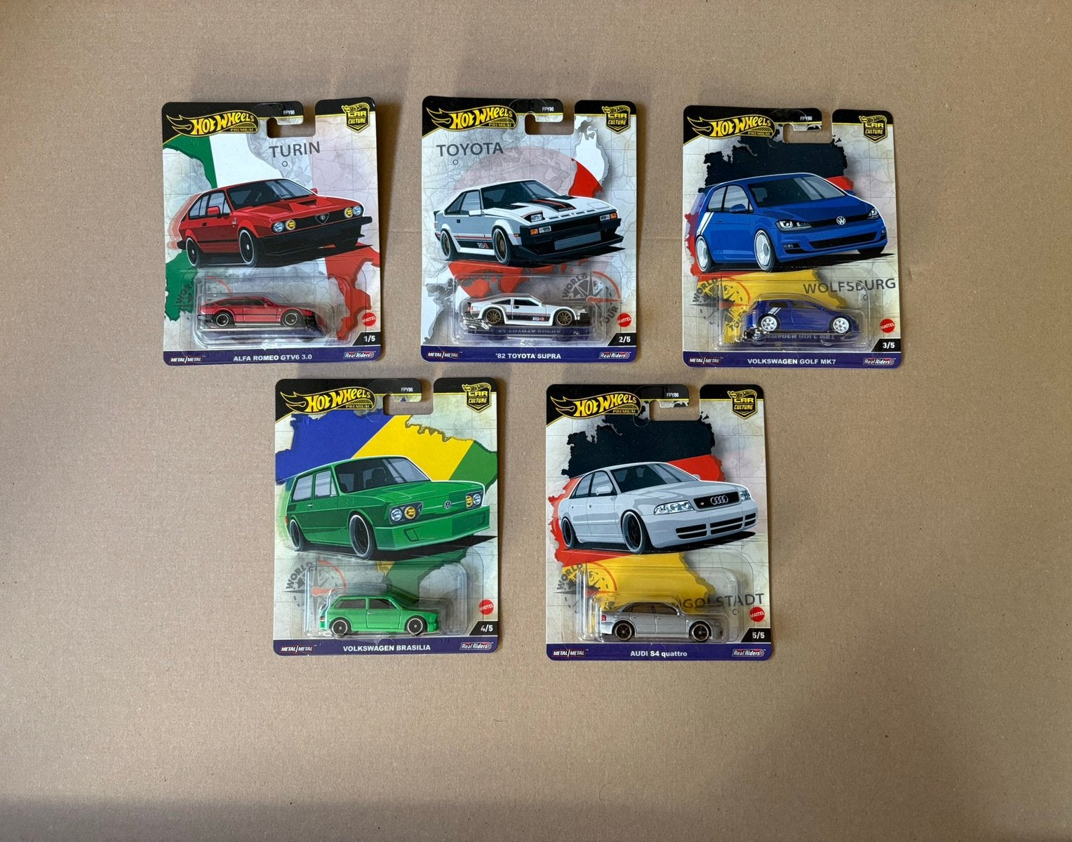Hierbij de Hot Wheels Premium World Tour Set, Ophalen of Verzenden, Zo goed als nieuw, Auto