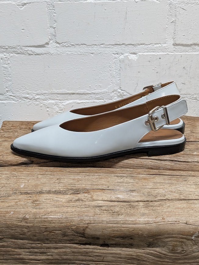 Billi Bi - IJsblauwe leren slingback maat 38 - Nieuw €209, Kleding | Dames, Overige kleuren, Nieuw, X, Billi Bi